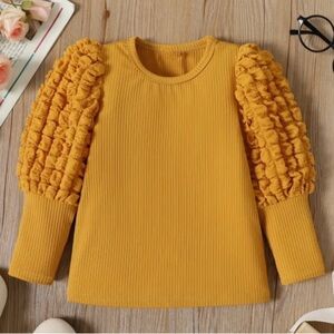 NEW - PatPat Girls bubble sleeve tee. Size 3. Color: Mustard
